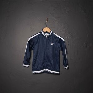 Kids Nike Sports Light Weight Zipper Jacket Sz 6